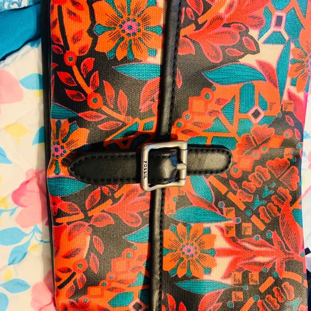 Fossil Mosaic Keyper Crossbody Handbagpurse Floral - image 1